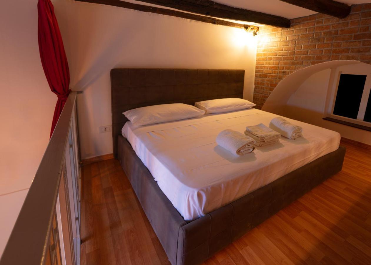 Il Borgo Apartment เนเปิลส์ ภายนอก รูปภาพ
